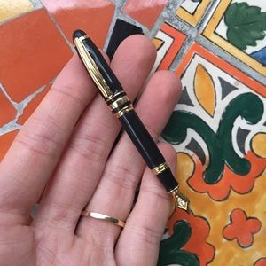 ✨ Vintage Fountain Pen Writers Rhinestone Pin ✨